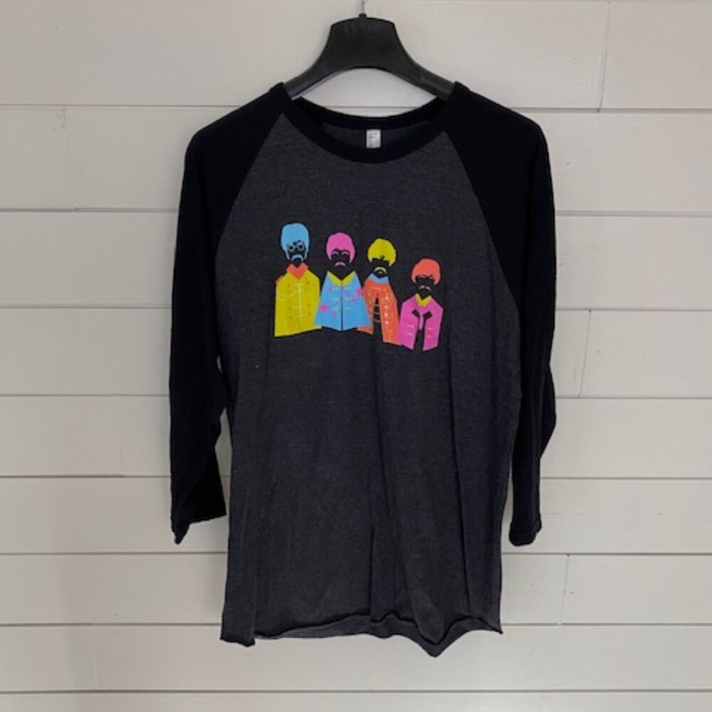 Z1018  The Beatles outline quarter tee